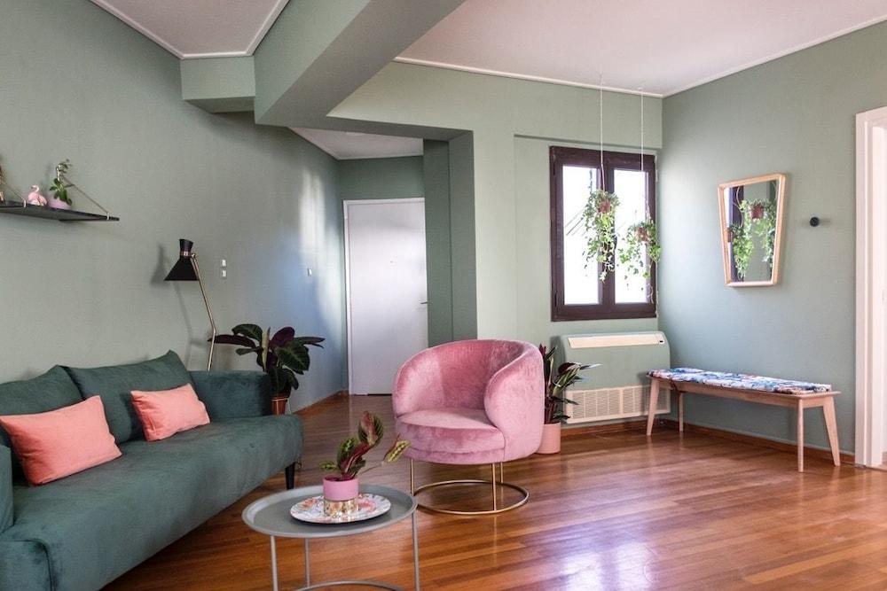 Live Life Plaka Apartment 雅典 外观 照片