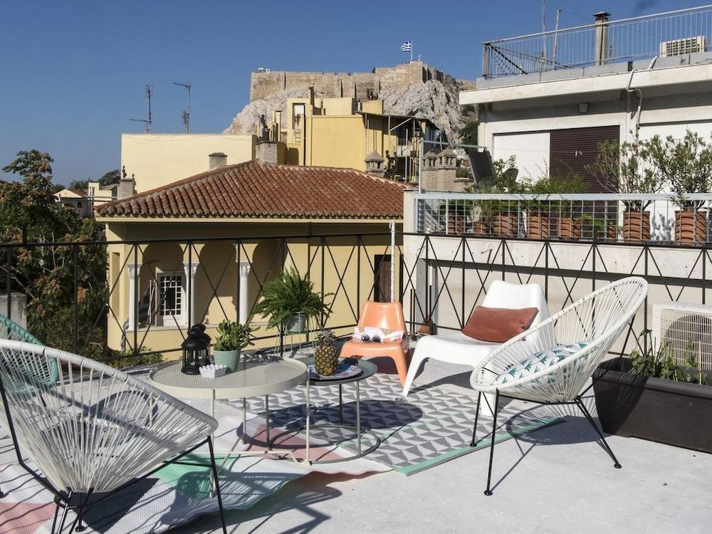 Live Life Plaka Apartment 雅典 外观 照片