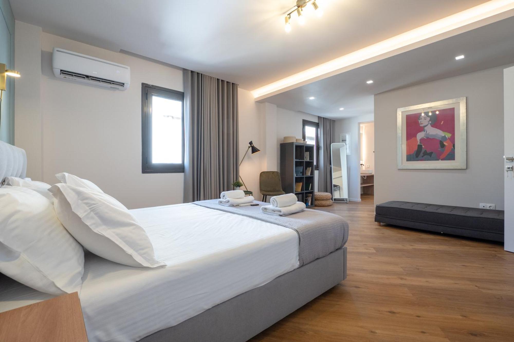 Live Life Plaka Apartment 雅典 外观 照片