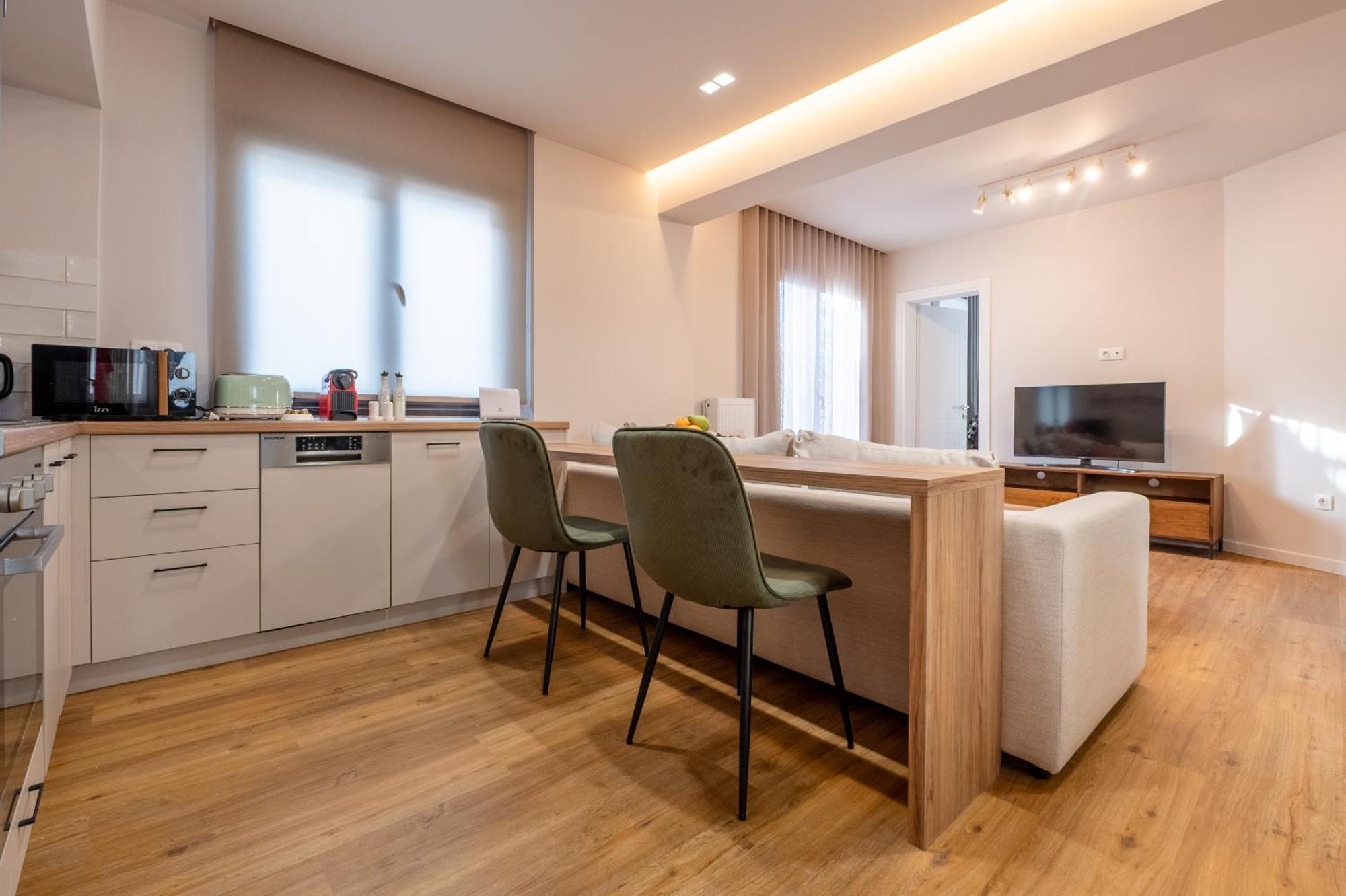Live Life Plaka Apartment 雅典 外观 照片