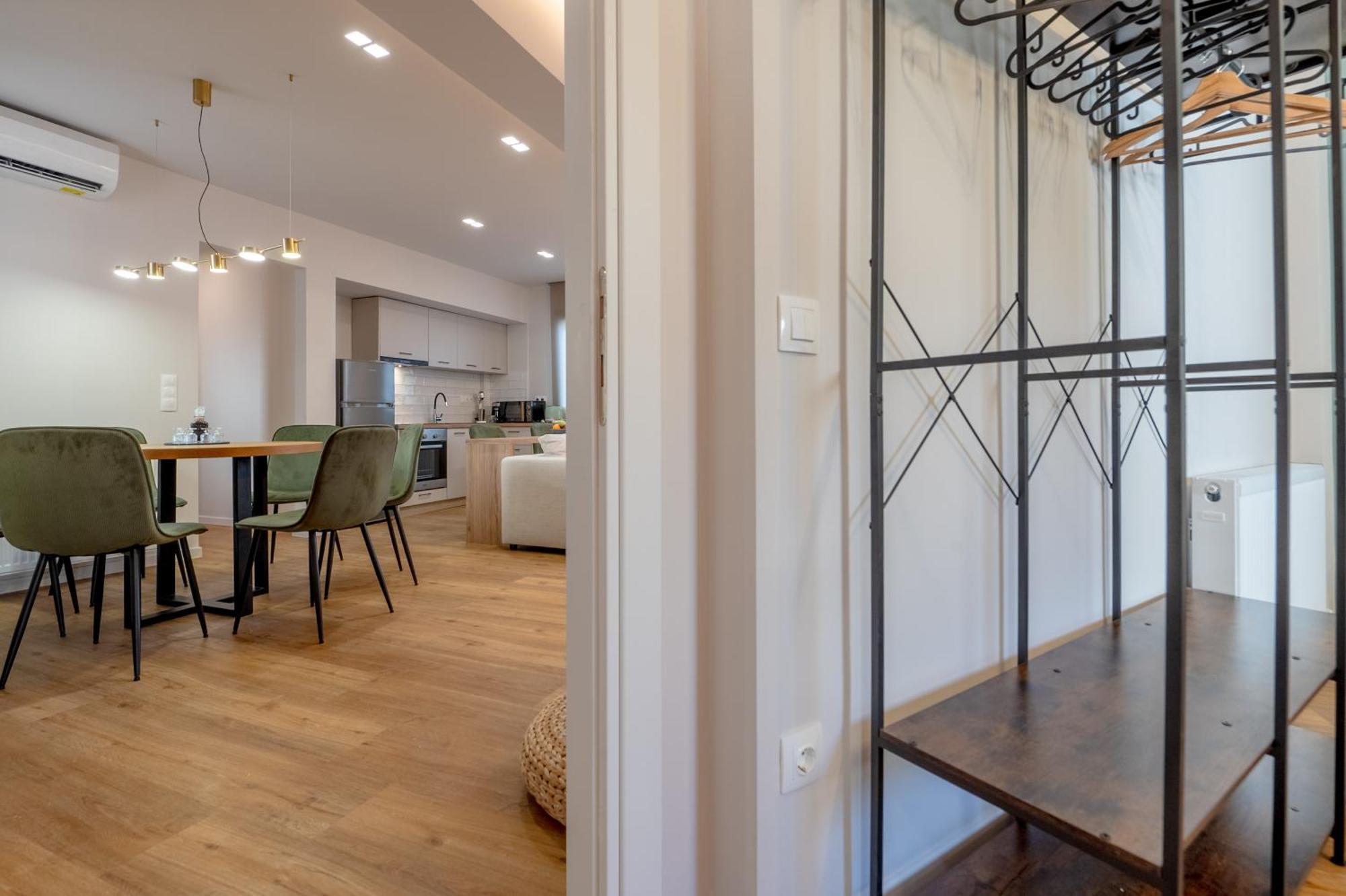 Live Life Plaka Apartment 雅典 外观 照片