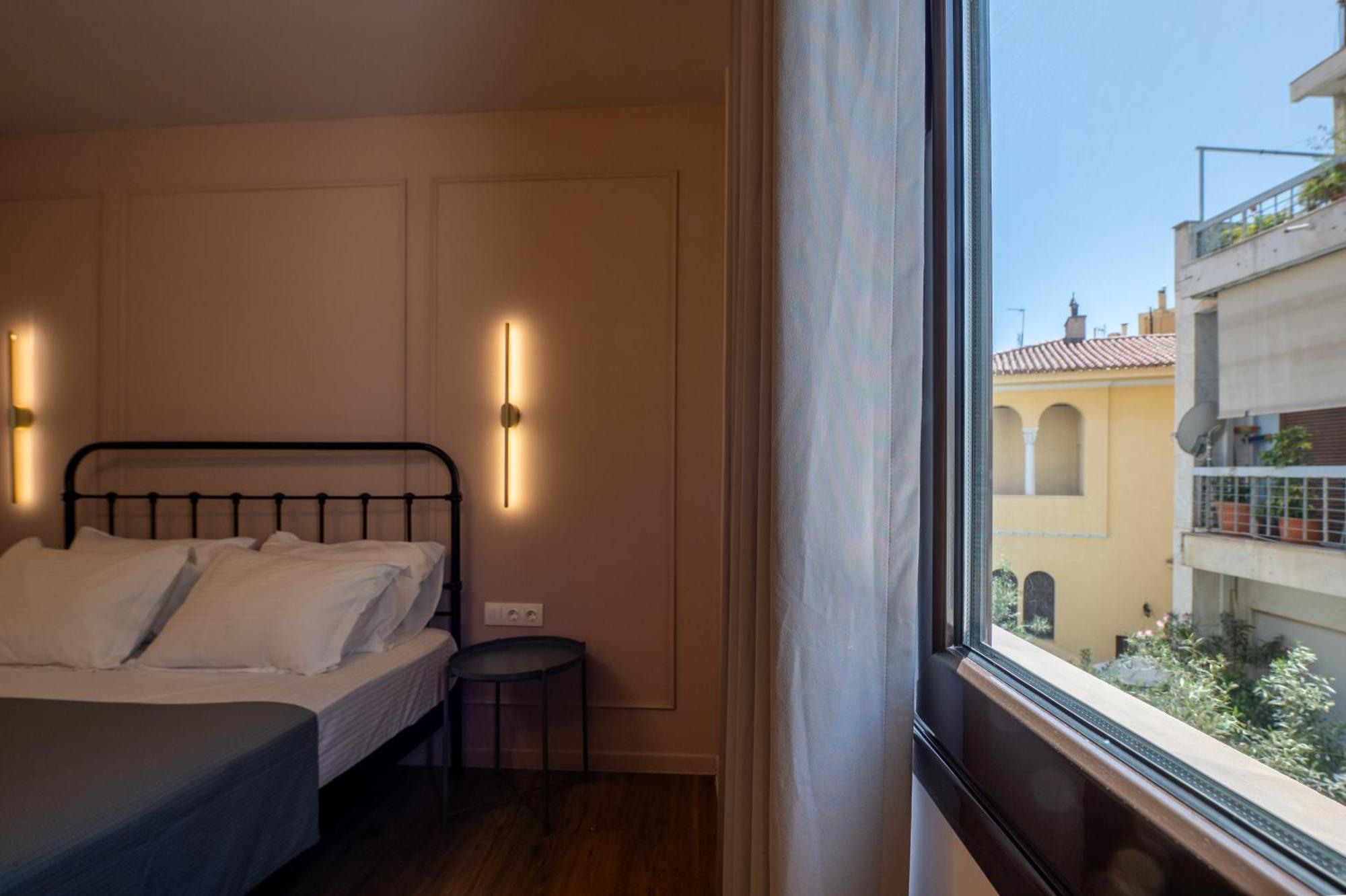 Live Life Plaka Apartment 雅典 外观 照片