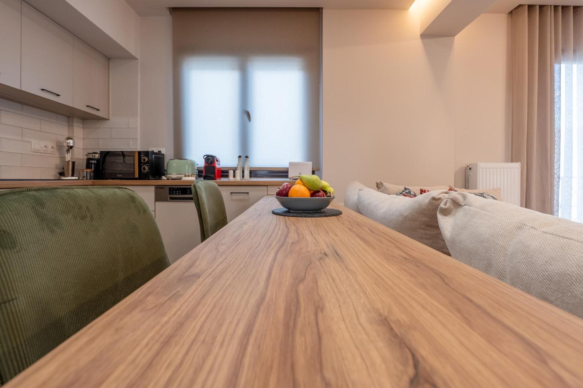 Live Life Plaka Apartment 雅典 外观 照片