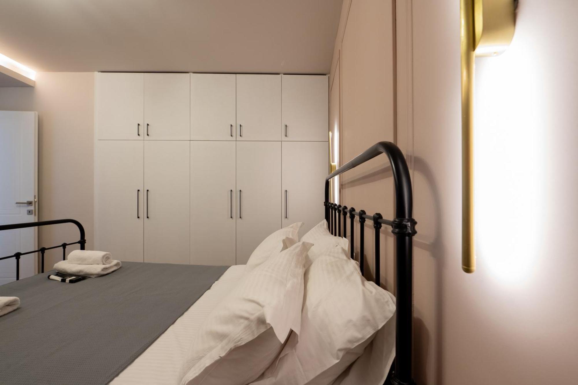 Live Life Plaka Apartment 雅典 外观 照片